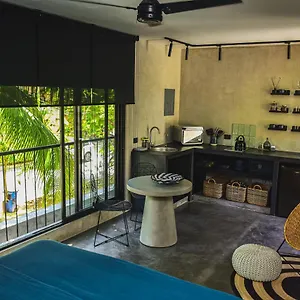 Lote4 - Lgbtq Aparthotel